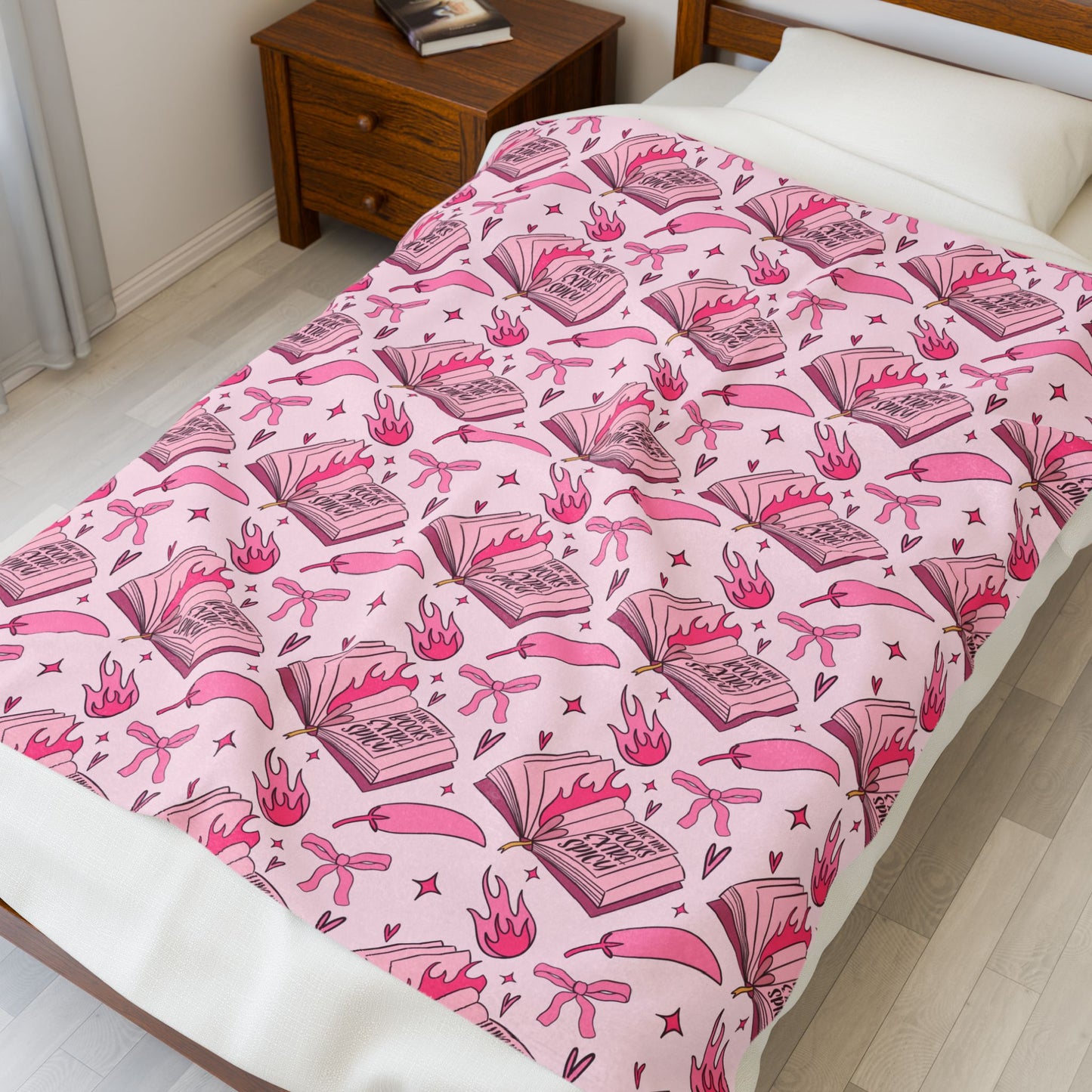 "I Like My Books Extra Spicy" Velveteen Plush Blanket